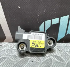 15781091 Chevrolet Oem 2005-2013 Corvette C6 Z06 Front Impact Sensor