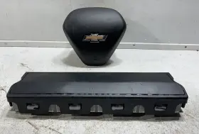 39074864 Chevrolet 2016 -2019 Chevy Cruze Steering Wheel Airbag Oem Black 1 Pin And Left Driver Knee