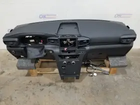 251.fd8g25 Ford 25 2025 Explorer Interceptor Dash Panel Black Srs Bezel And Glove Box