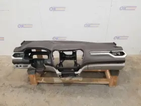 84548813 Gmc Truck 22 2022 Acadia Slt Dash Panel Brown With Srs Bezel And Glove Box