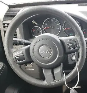 253-01040 Jeep 2011 Liberty Driver Steering Wheel Airbag Air Bag Oem