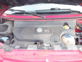 591-52317 Volkswagen Chassis Ecm Air Bag Behind Center Dash Fits 99-03 Eurovan 27074497
