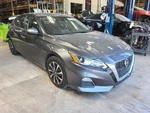 Used Instrument Panel Air Bag Fits: 2020 Nissan Altima Front Passenger Knee Grad. Fixed Price $75.00.
