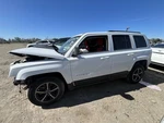 Passanger Front Seat Air Bag Oem 15-17 Jeep Patriot 68146240AB. Fixed Price $90.00.